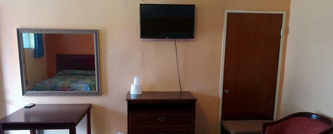 Encino Motel Плезантон Экстерьер фото
